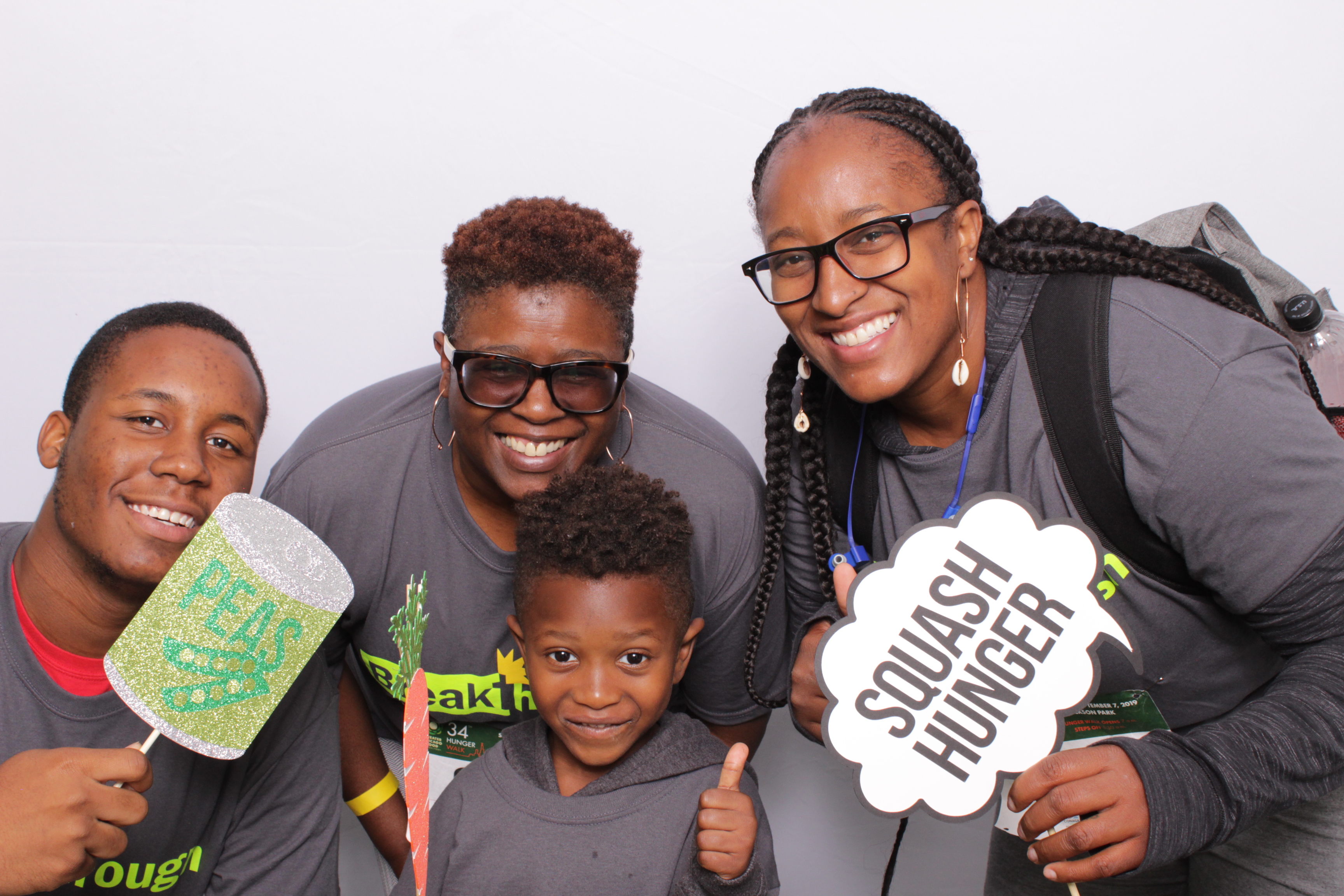 Hunger Walk: Greater Chicago Food Depository | View more photos from the event at events.alfrescophoto.com/u/AlfrescoPhoto/Hunger-Walk-Greater-Chicago-Food-Depository
